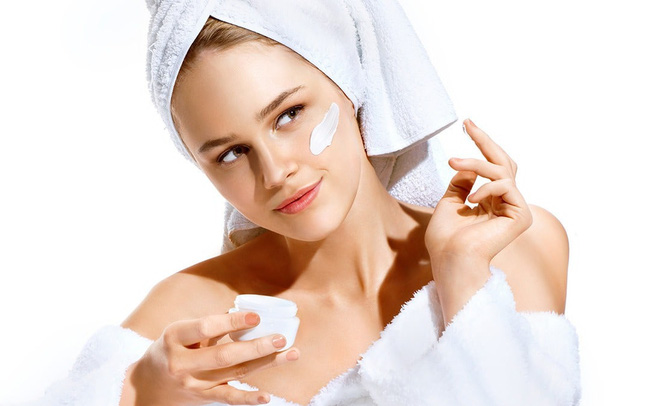 Bác sĩ da liễu tiết lộ cách tốt nhất để sở hữu làn da "trẻ mãi không già"